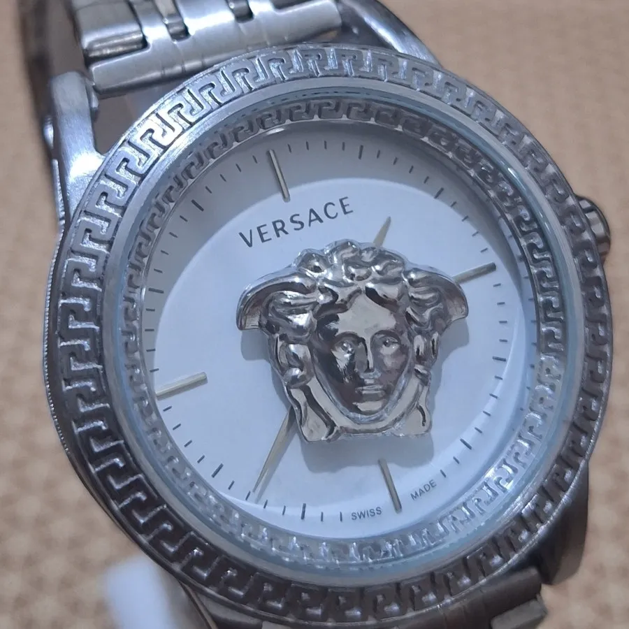 ساعت مردانه ورساچه