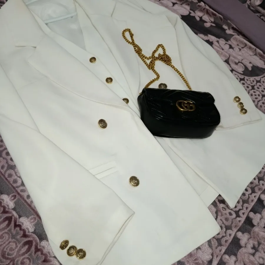 کت و ژیله سفید