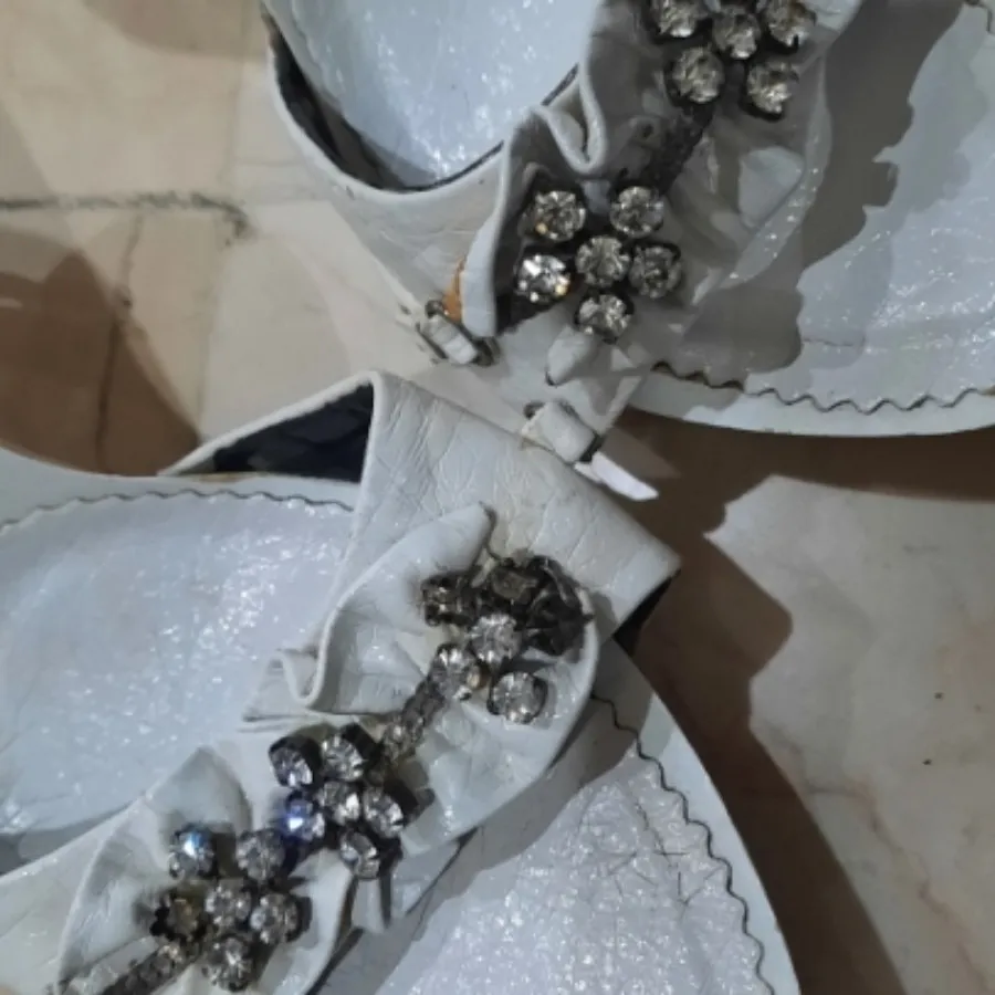 دمپایی مجلسی