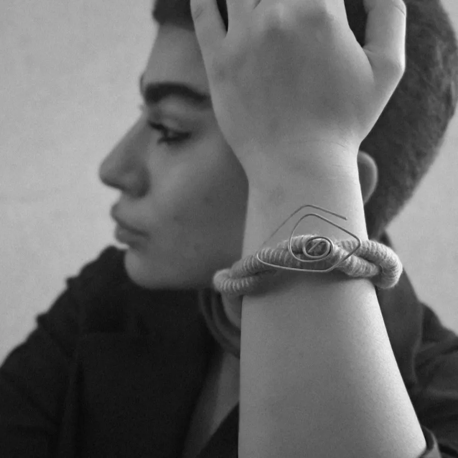 دستبند بنگل طرح چشم زمین