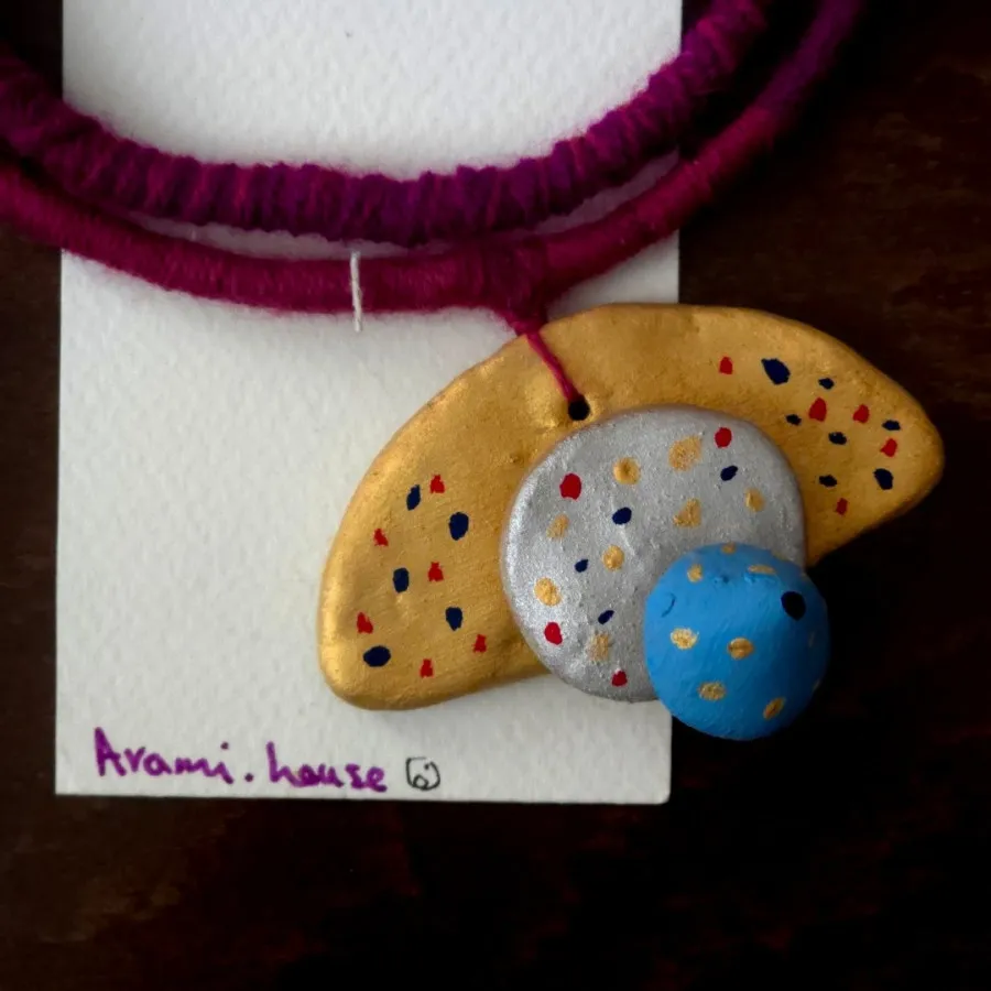 گردنبند طرح نور و نگاه