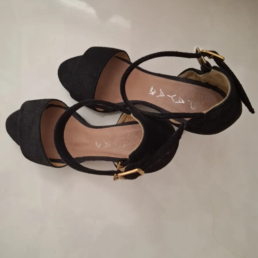 کفش تابستانه