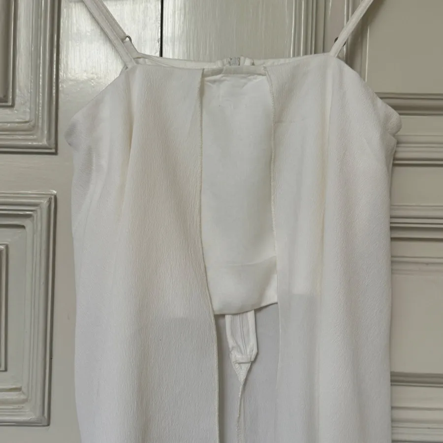 تاپ وارداتی سفید