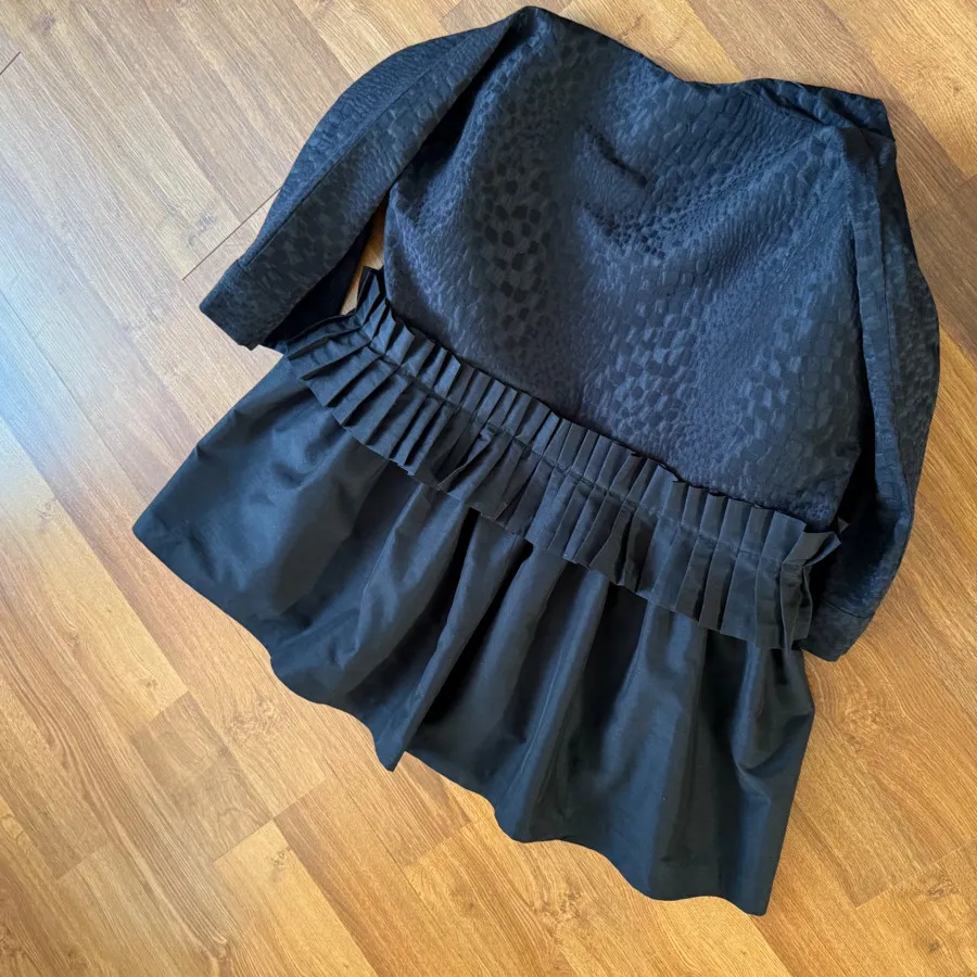 مانتو عروسکی