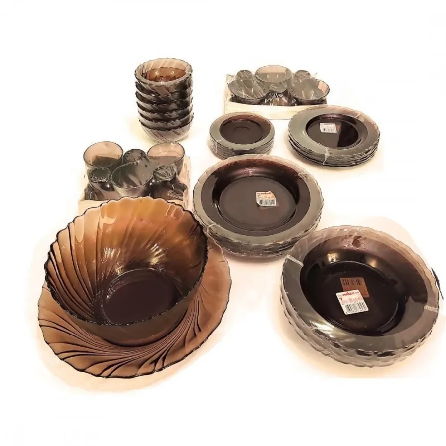 سرویس غذا خوری پیرکس ورکو