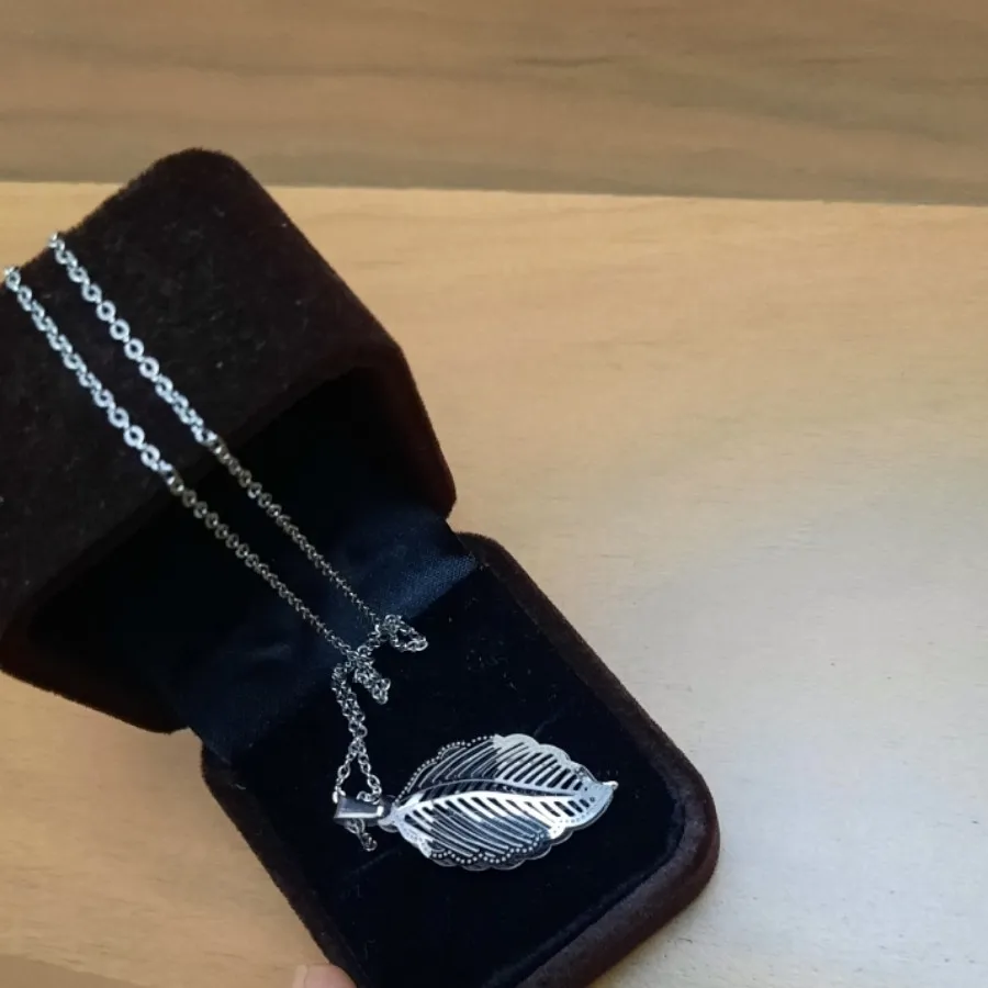 گردنبند و پلاک