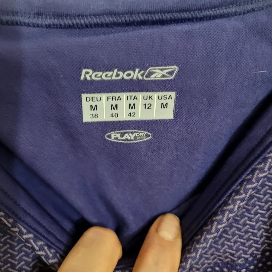 تاپ ورزشی ریبوک