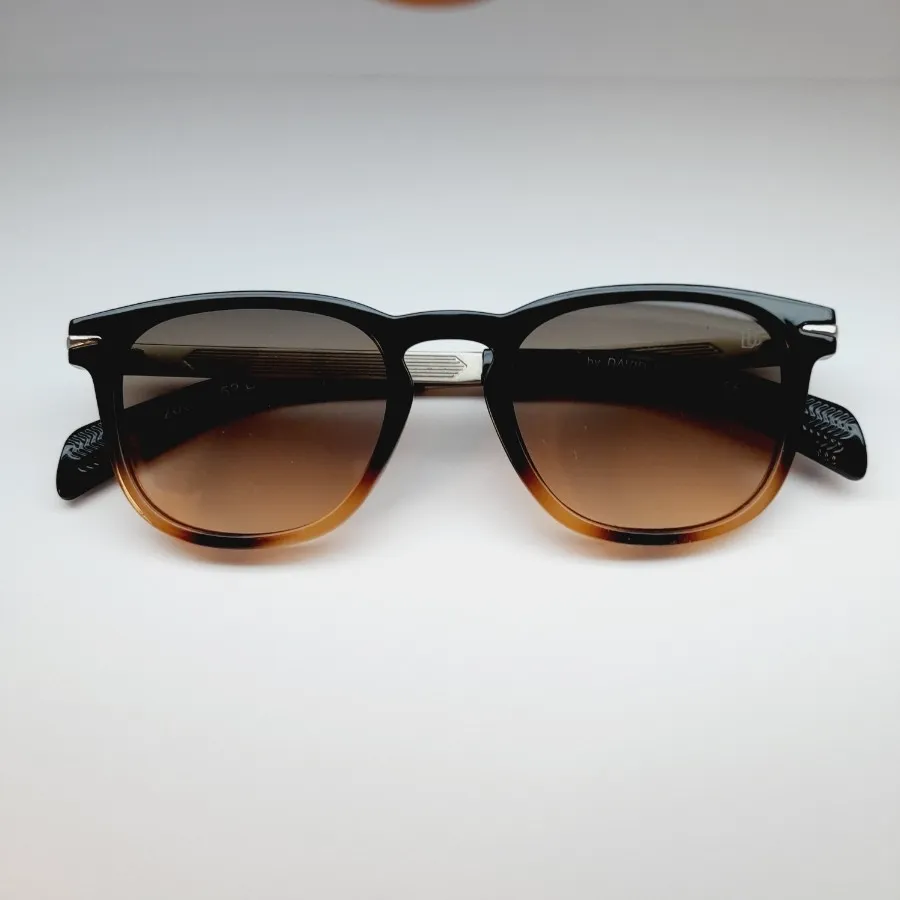 عینک یونیسکس