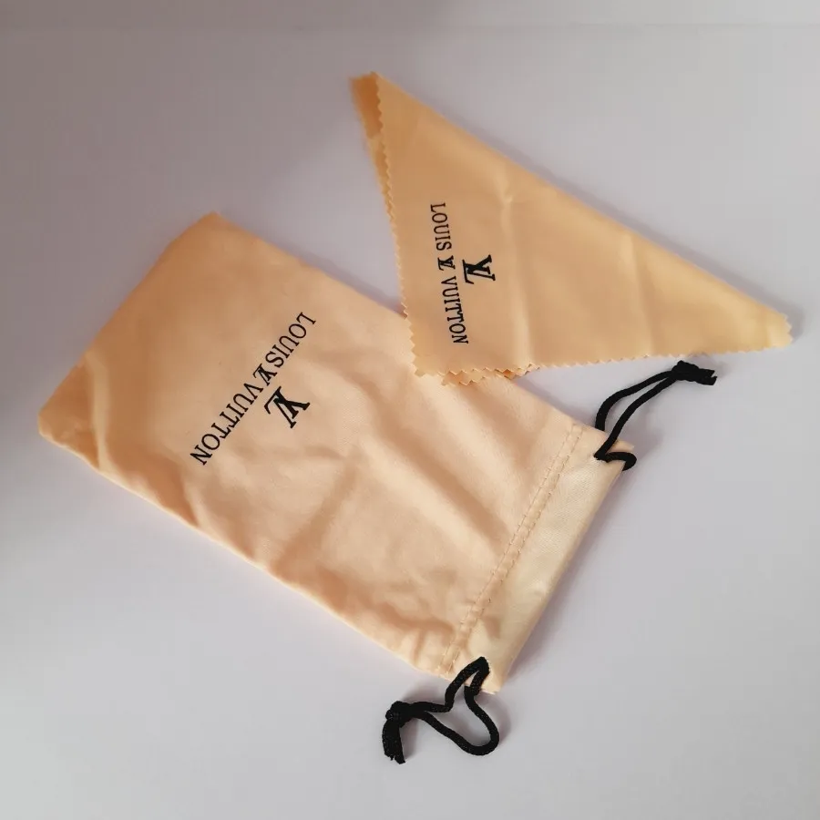 عینک یونیسکس