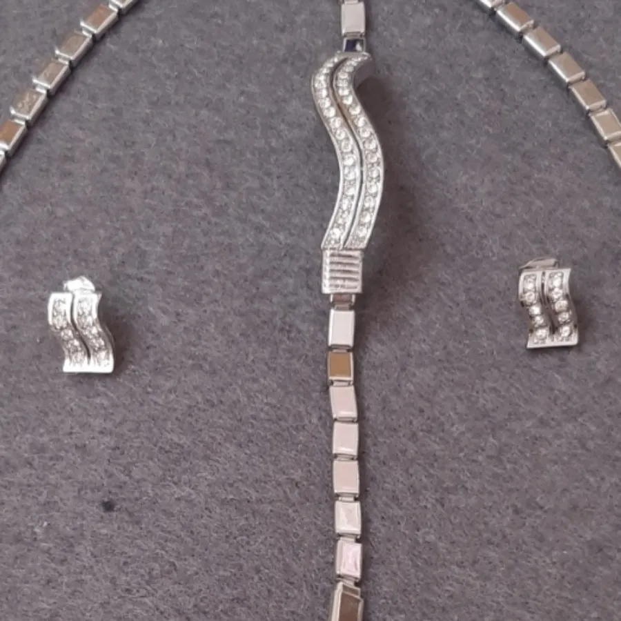 زیورآلات طلا سفید