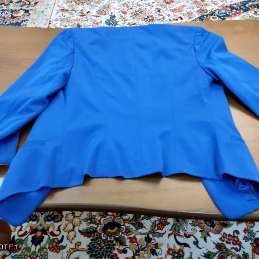 کت زنانه و دخترانه