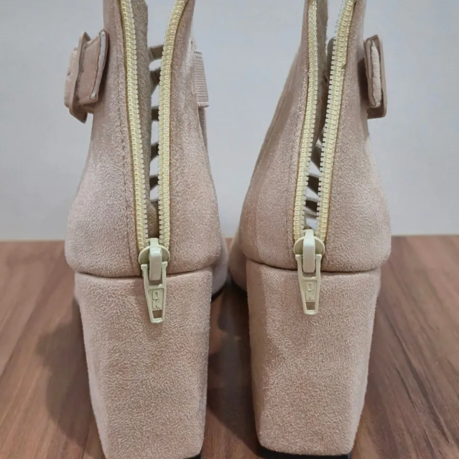 کفش زیپ دار