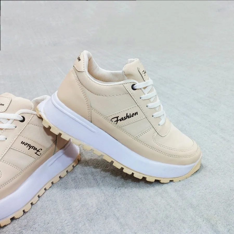 کتونی زنانه