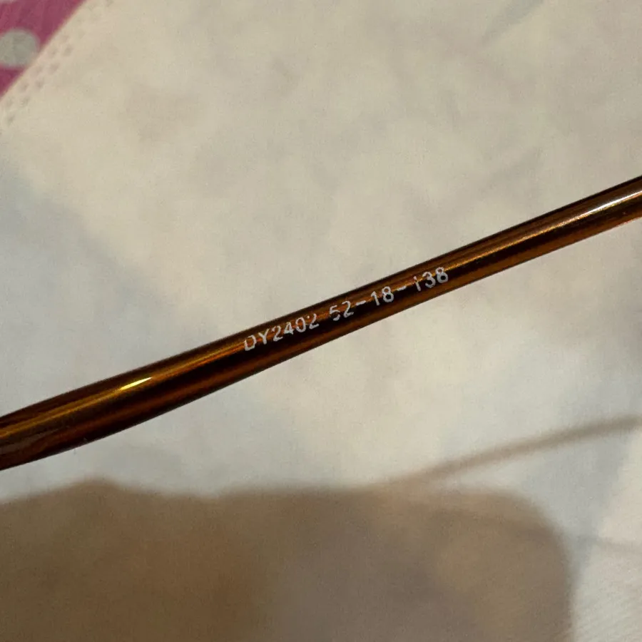 عینک طبی زنانه نیم فریم