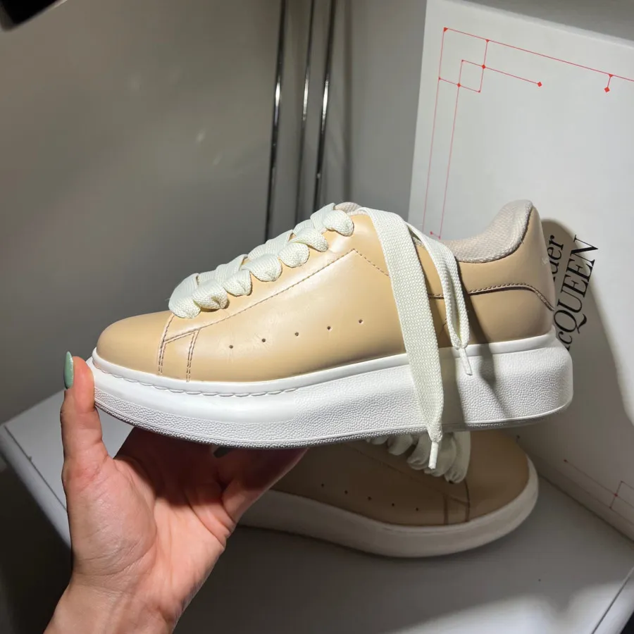 اسنیکرز alexander mcqueen