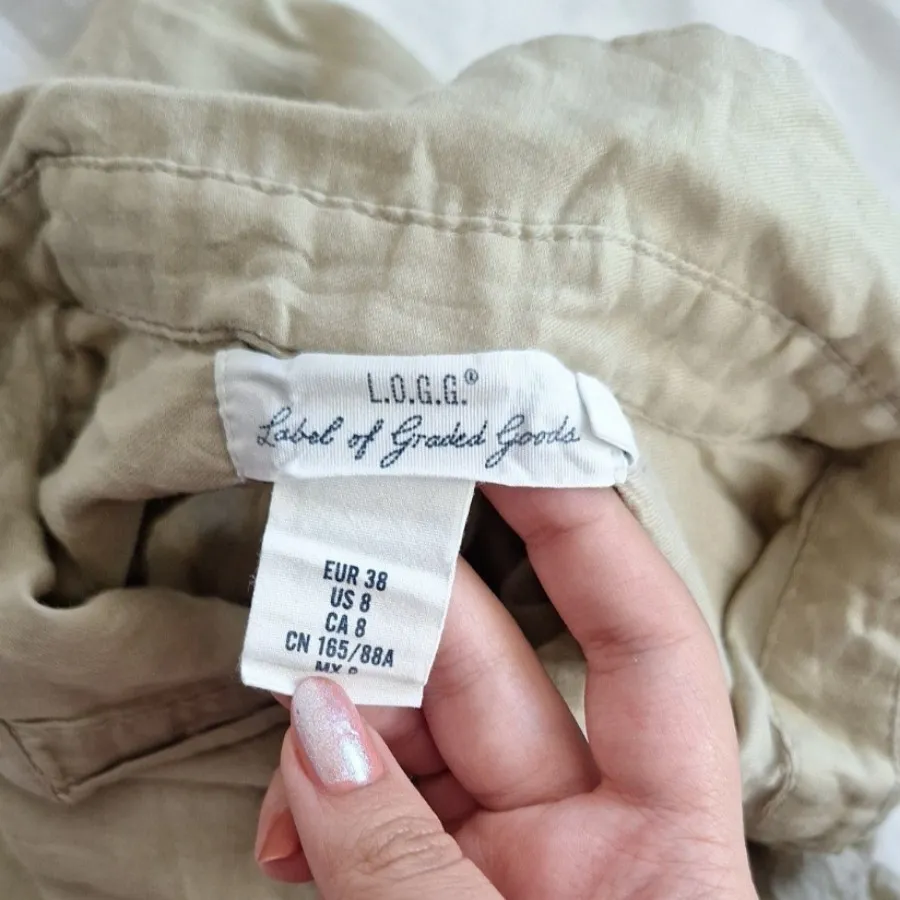 پیرهن دکمه‌ای کاراملی