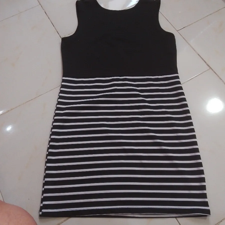 پیراهن کوتاه