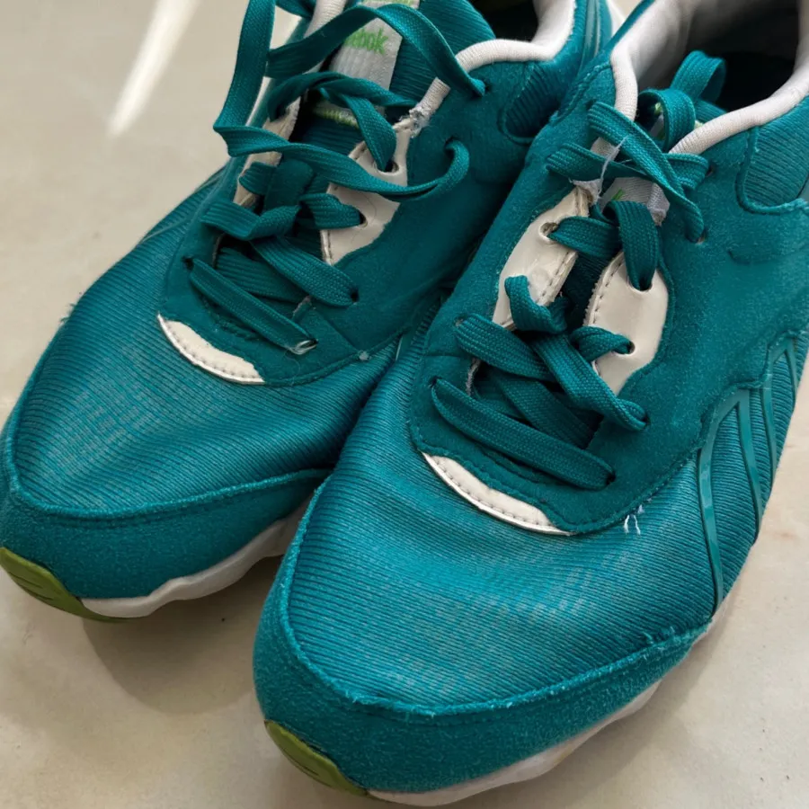 کتانی از برند Reebok