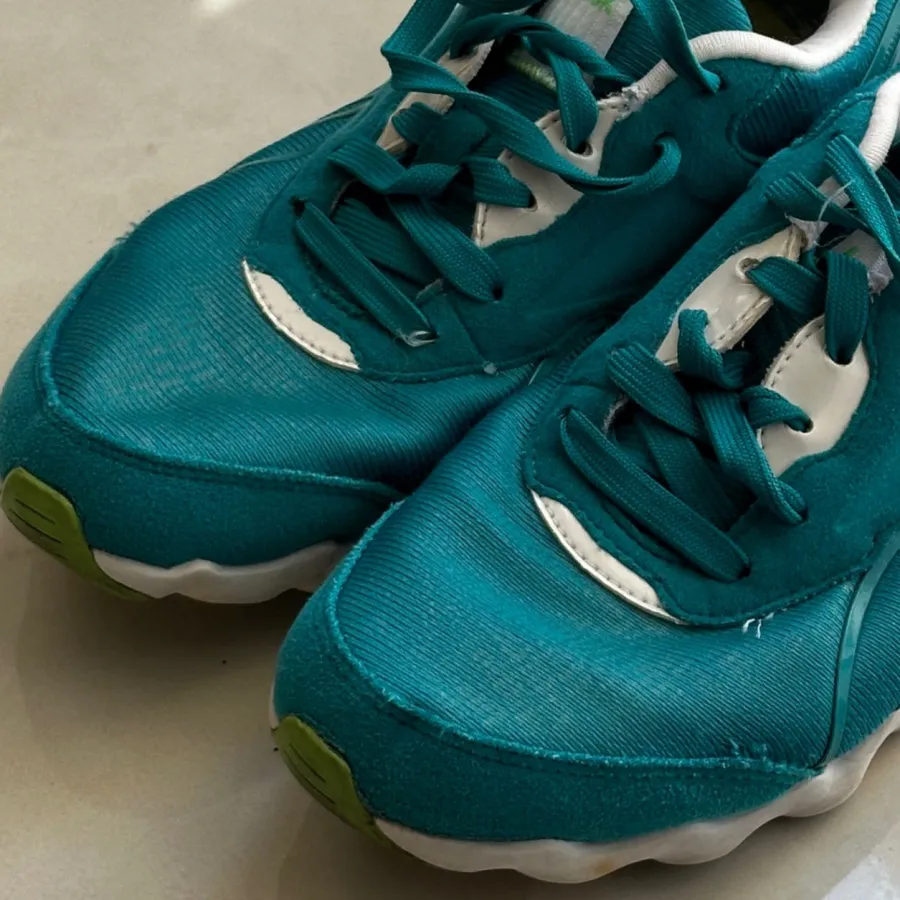 کتانی از برند Reebok