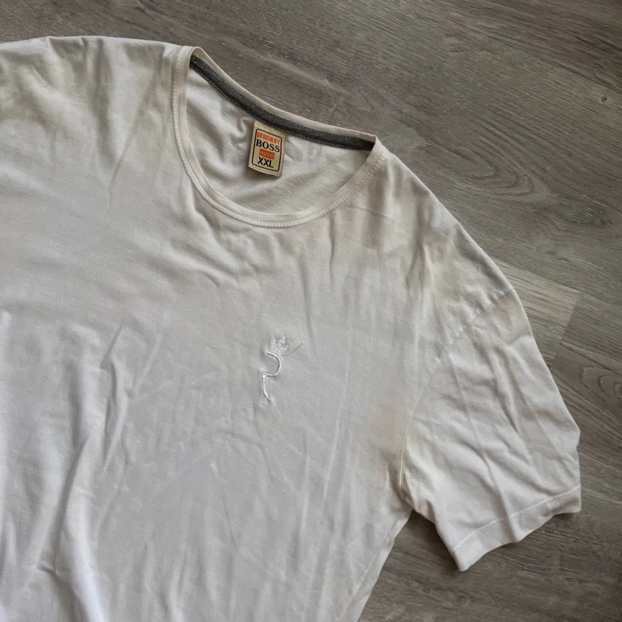 تیشرت نخی سفید