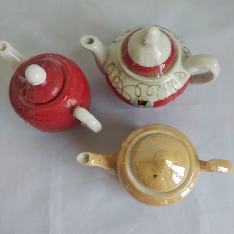 قوری زعفرون