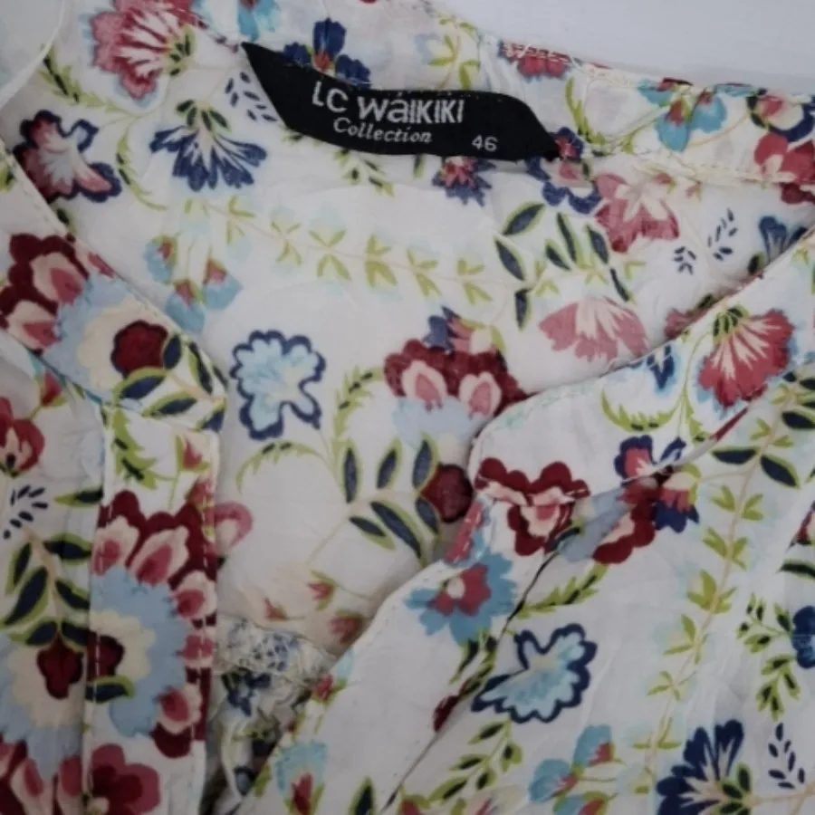 مانتو شومیز lc waikiki