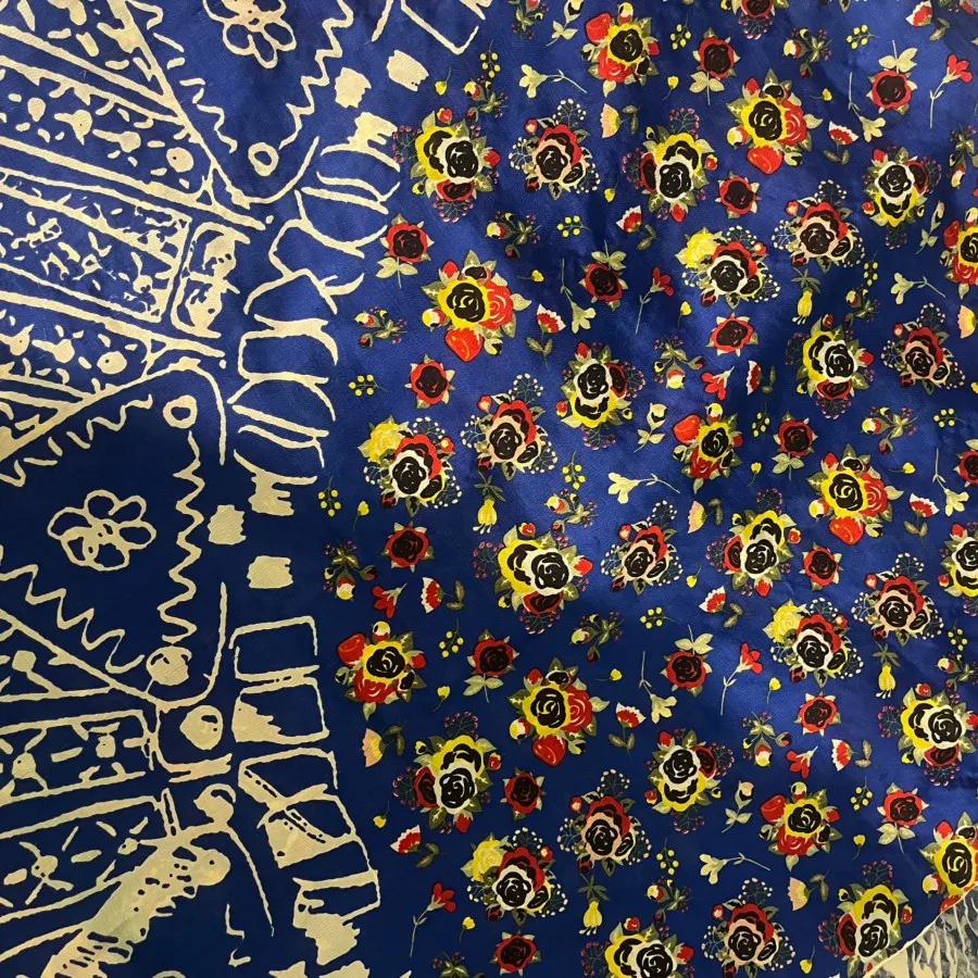 روسری قوارداره دوردوزی