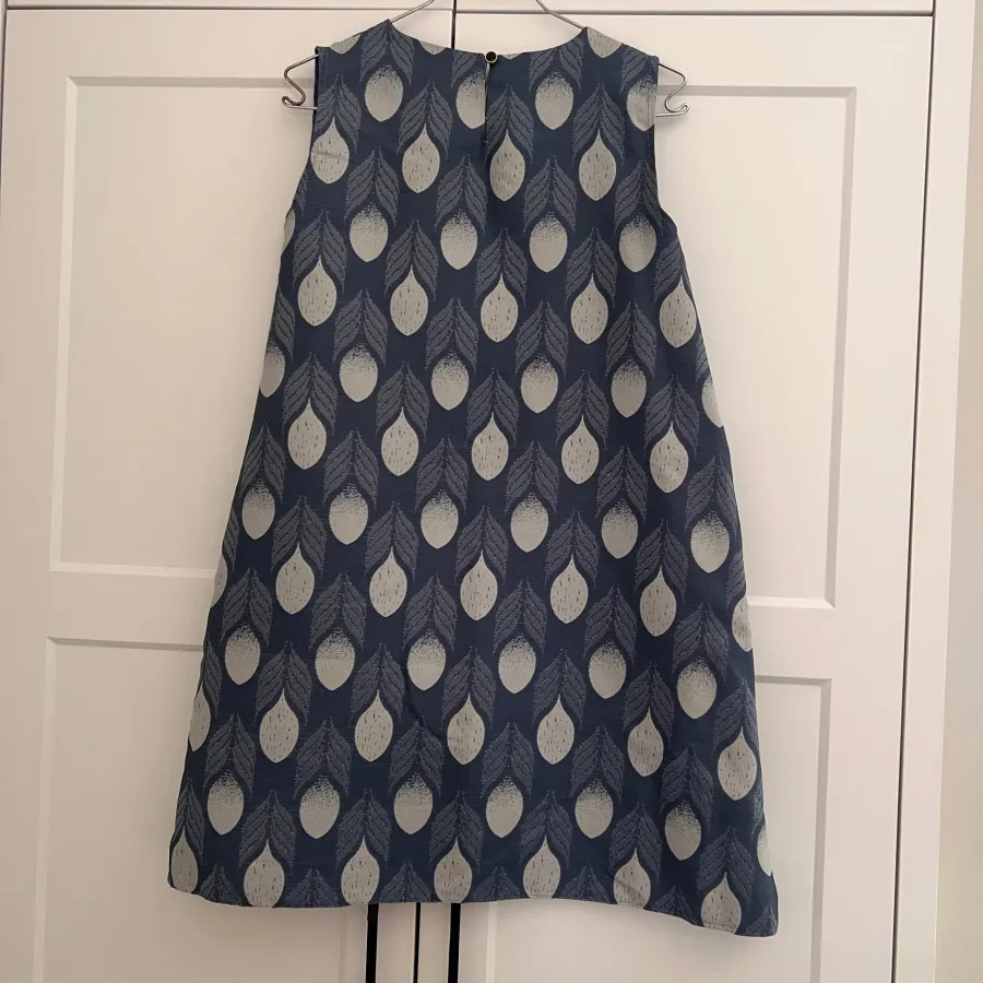 پیراهن ژاکاد