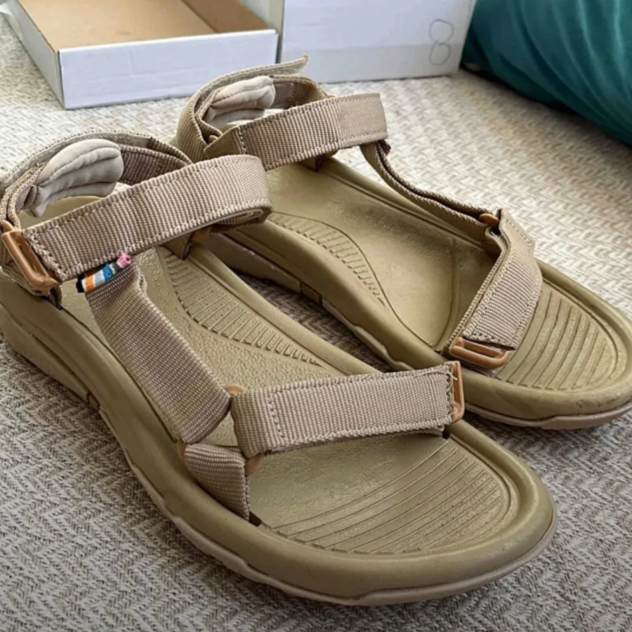 صندل نیشان تاشی