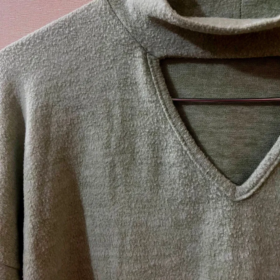 بلوز پسته ای