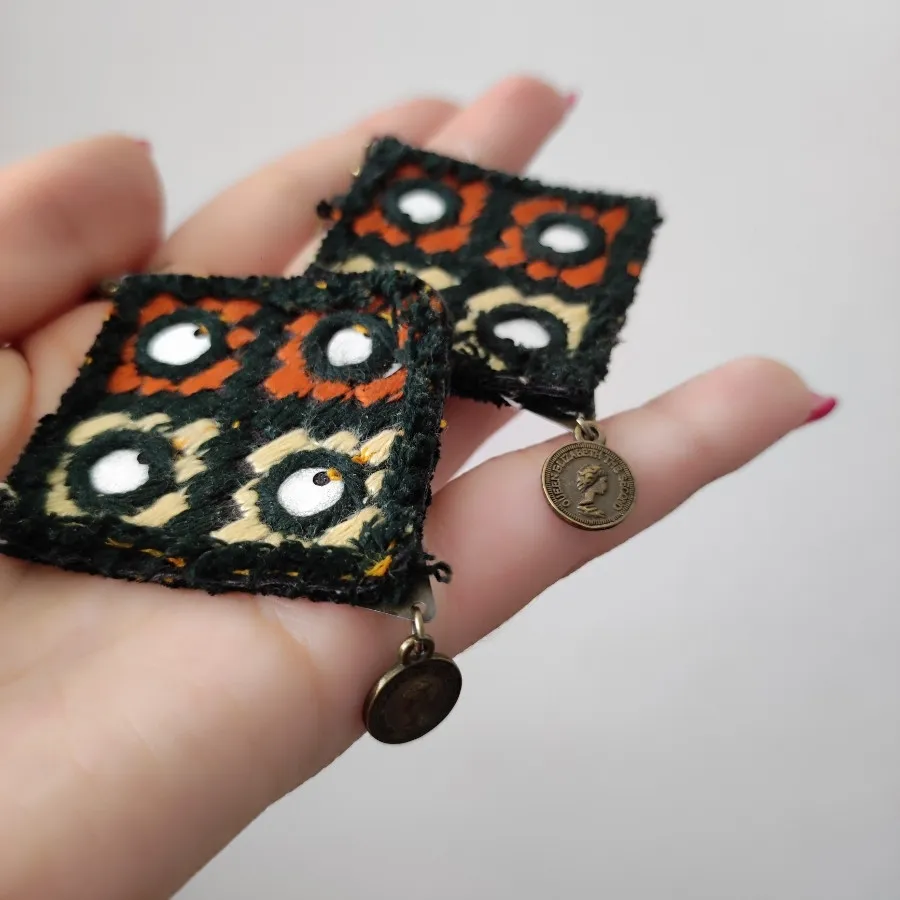 گوشواره سوزندوزی