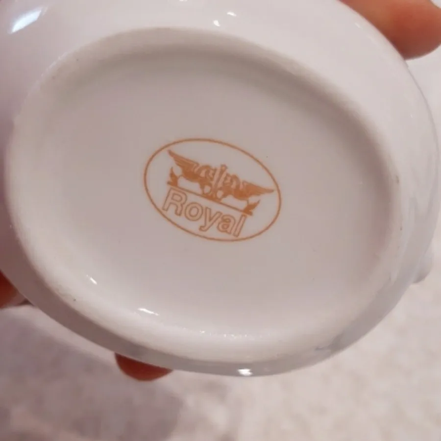 سرویس کامل صبحانه خوری