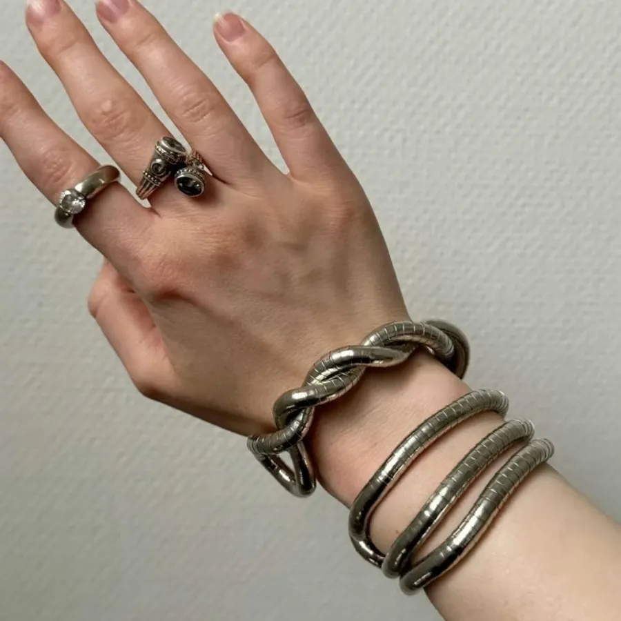 اکسسوری منعطف در 4 رنگ