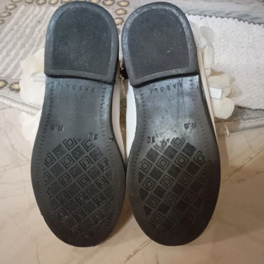 کفش نیم بوت