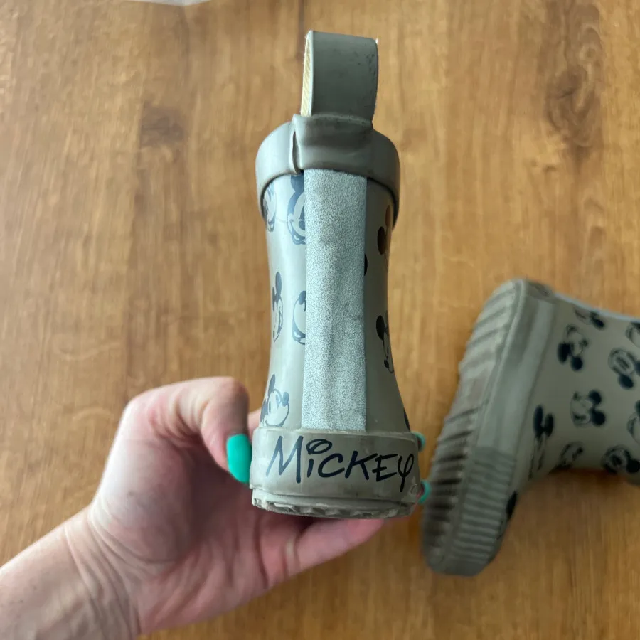 بوت بچگانه میکی اج اند ام