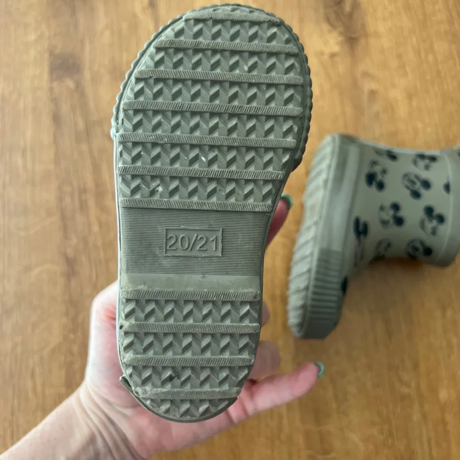 بوت بچگانه میکی اج اند ام