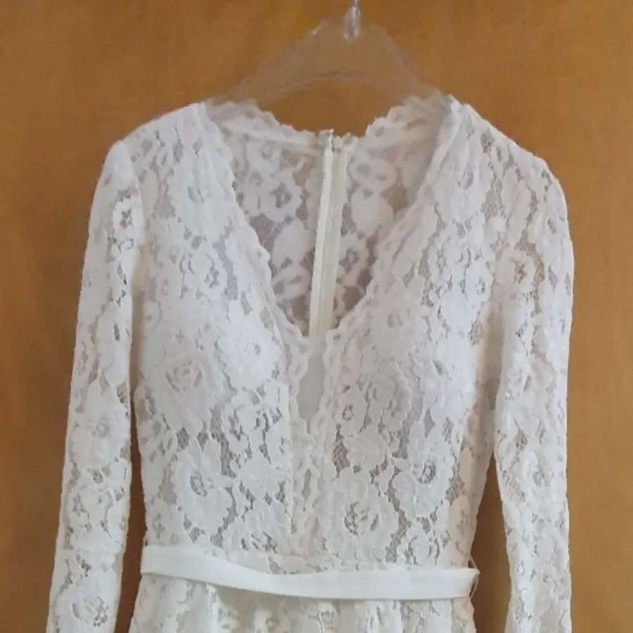 پیراهن بله برون