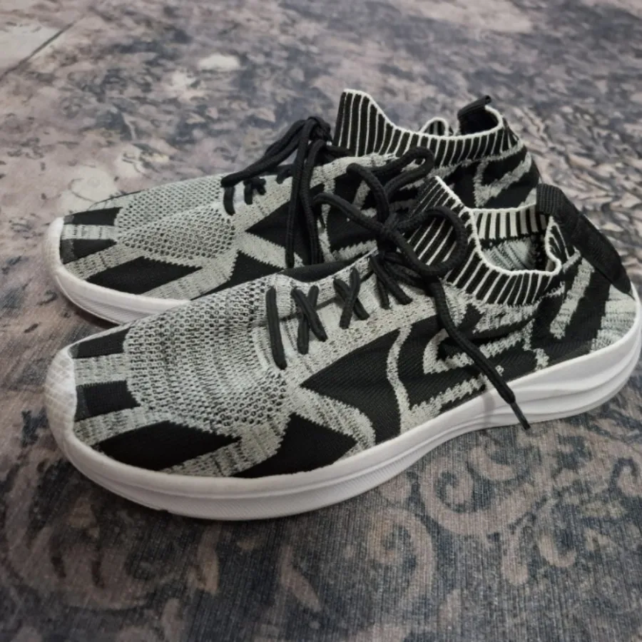 کتونی جورابی