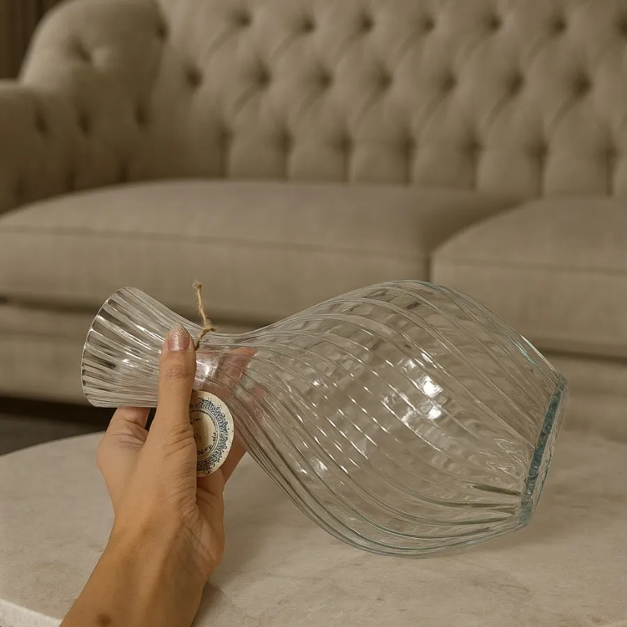 ✨ گلدان شیشه‌ای لوکس