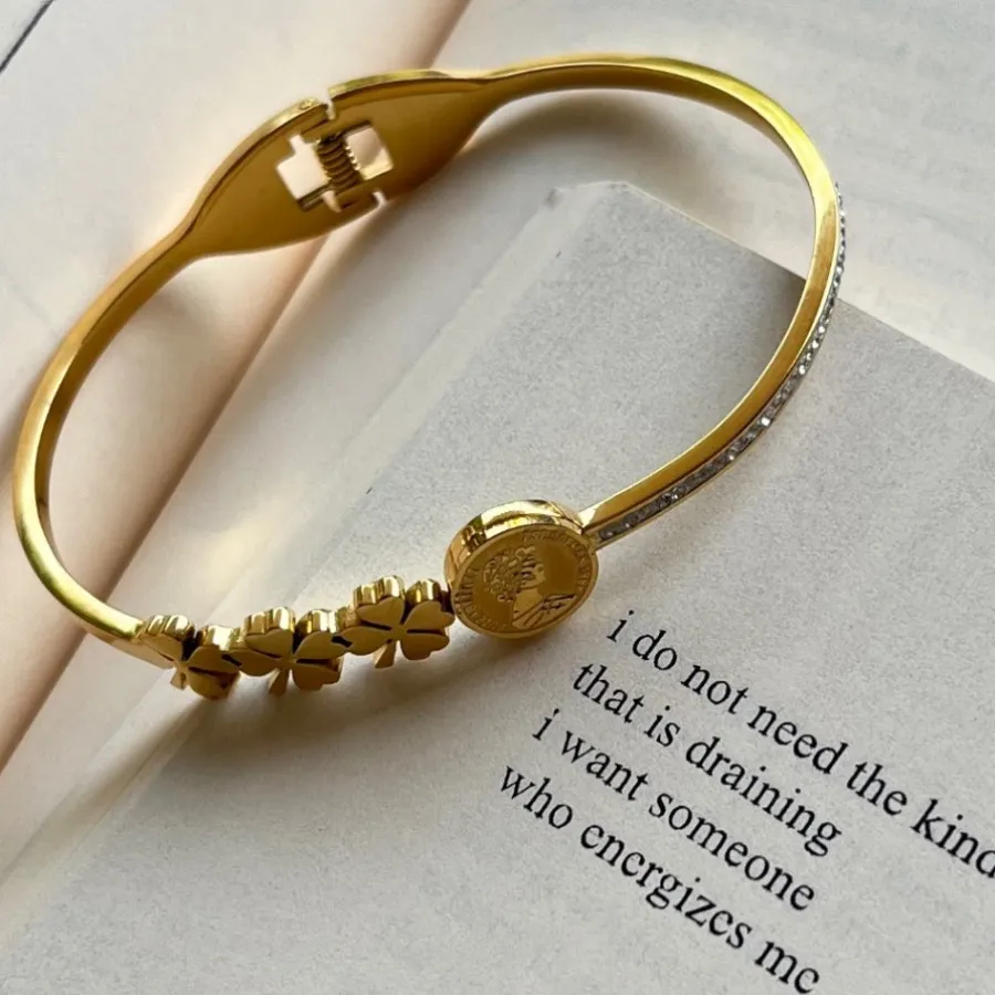 بنگل الیزابت استیل