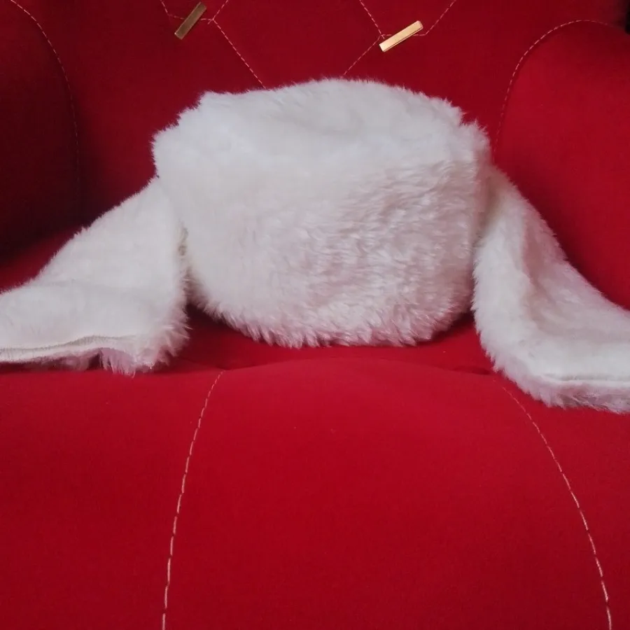 کلاه روسی و شال گردن