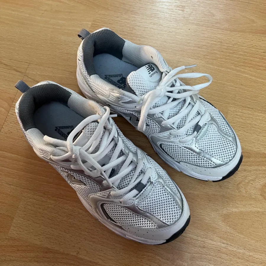 کتونی نیوبالانس