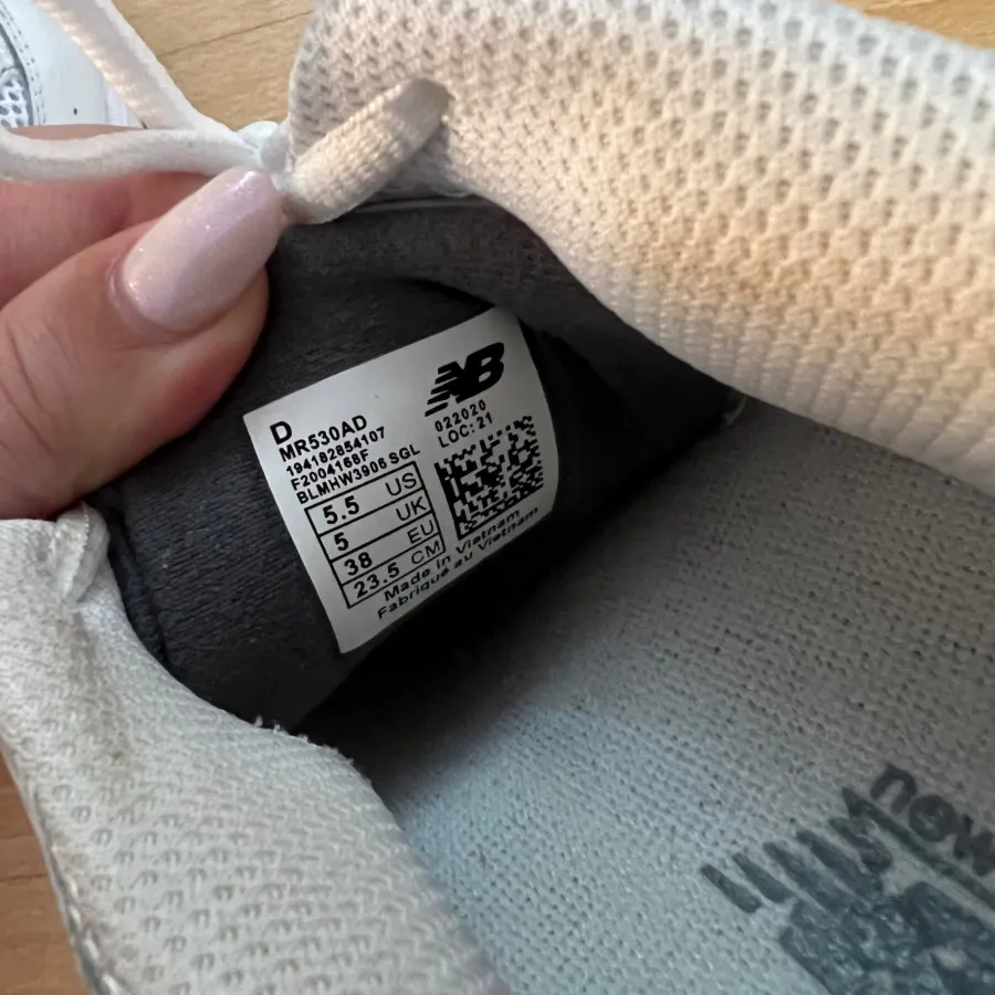 کتونی نیوبالانس