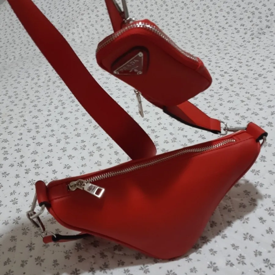 کیف دوشی پرادا اصل