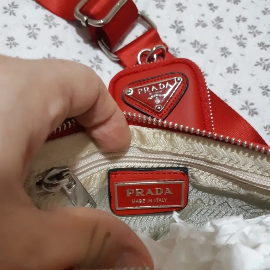 کیف دوشی پرادا اصل