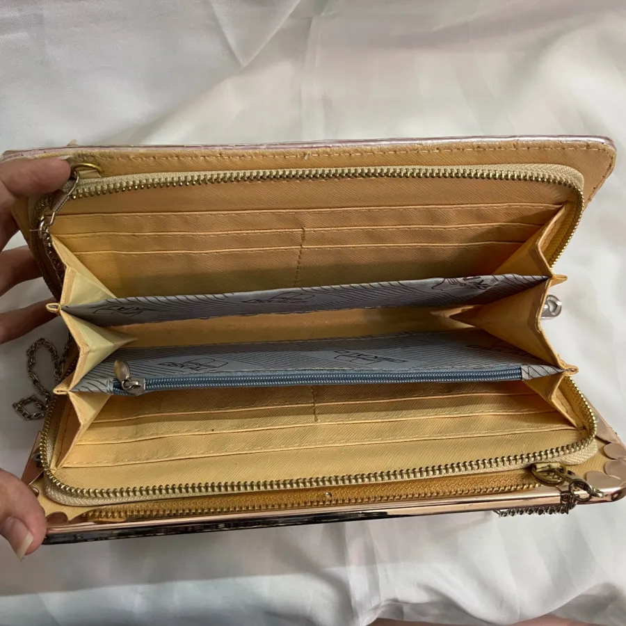 کیف کلاچ دلار کاملا نو