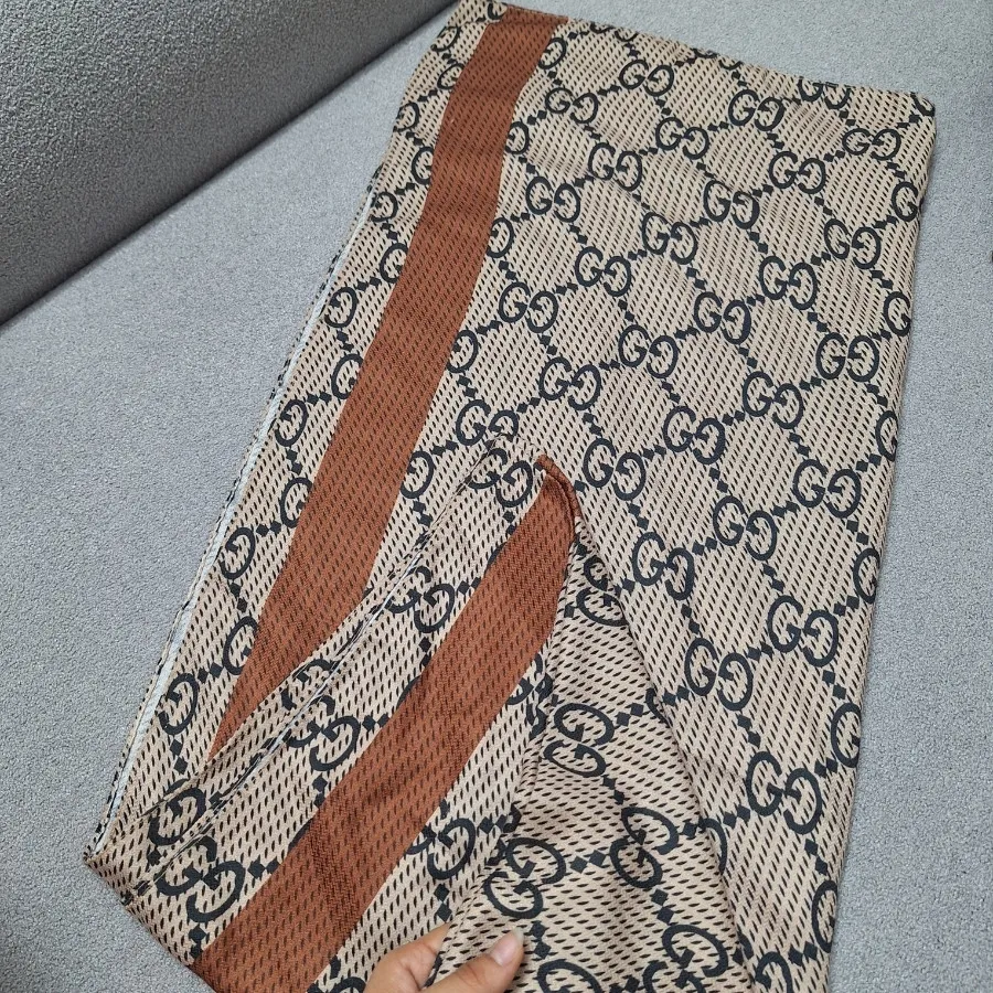 شال طرحدار گوچی