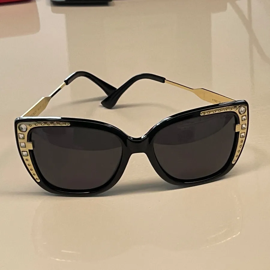 عینک برند fendi