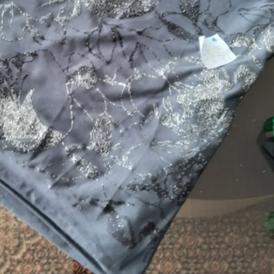 پارچه لباسی مجلسی