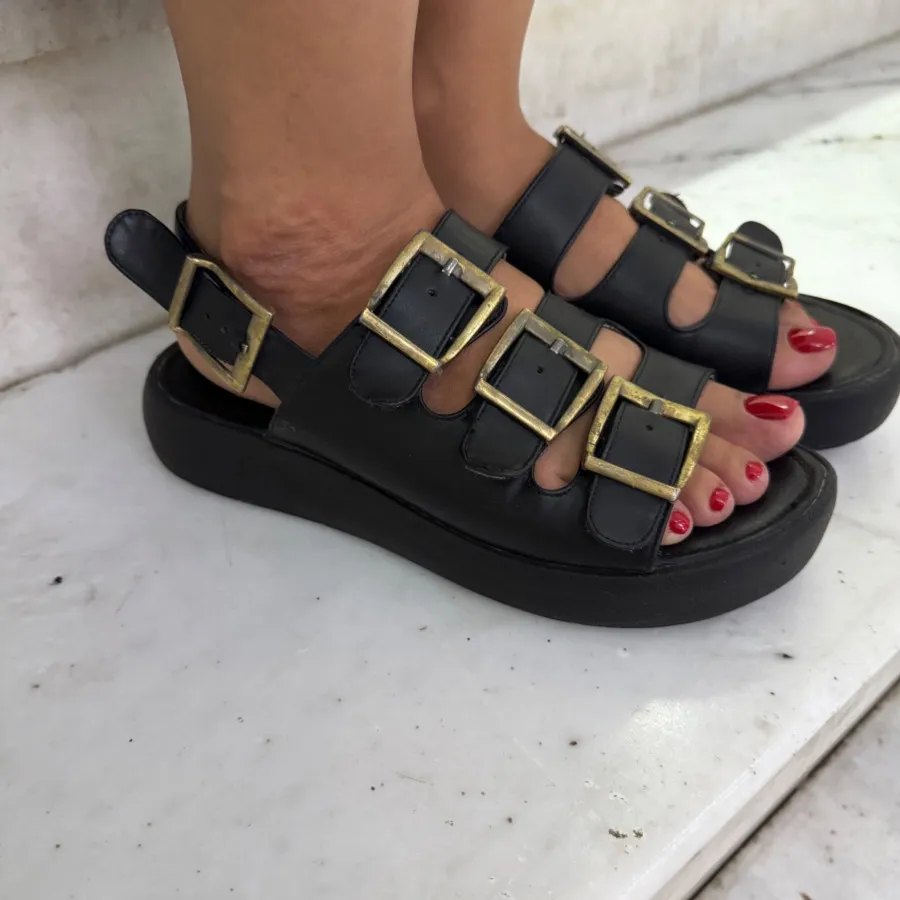 صندل تابستانی چرم